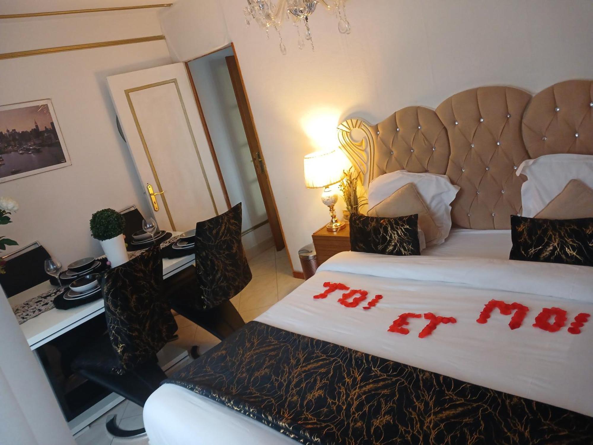 Tremblay-en-France Paradis Chambres D'Hotes Proche Paris - Aeroport Charles De Gaulle Airport - Parc Des Exposition Villepinte - Dysnayland Paris. מראה חיצוני תמונה