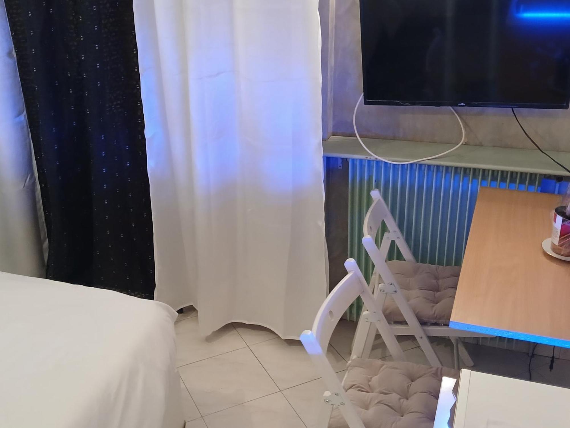 Tremblay-en-France Paradis Chambres D'Hotes Proche Paris - Aeroport Charles De Gaulle Airport - Parc Des Exposition Villepinte - Dysnayland Paris. מראה חיצוני תמונה