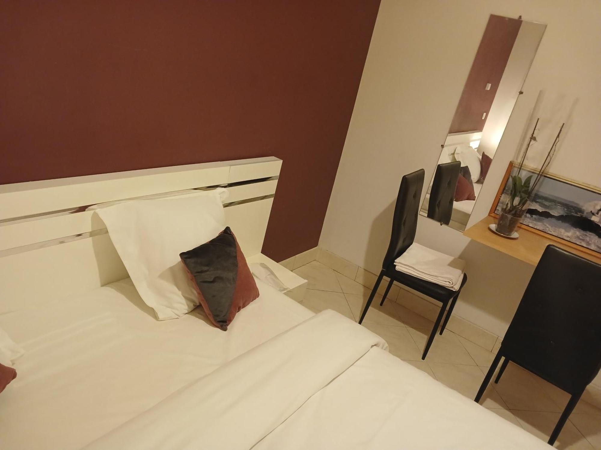 Tremblay-en-France Paradis Chambres D'Hotes Proche Paris - Aeroport Charles De Gaulle Airport - Parc Des Exposition Villepinte - Dysnayland Paris. מראה חיצוני תמונה