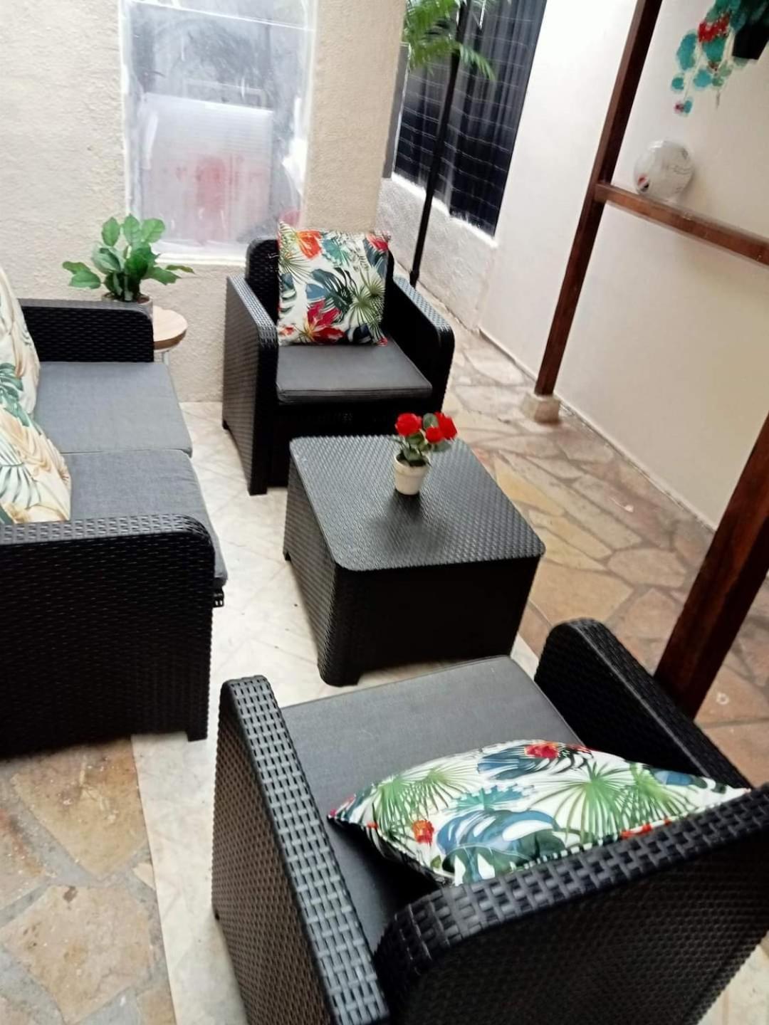 Tremblay-en-France Paradis Chambres D'Hotes Proche Paris - Aeroport Charles De Gaulle Airport - Parc Des Exposition Villepinte - Dysnayland Paris. מראה חיצוני תמונה